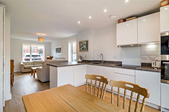 32 Crome Road, Bristol, BS7