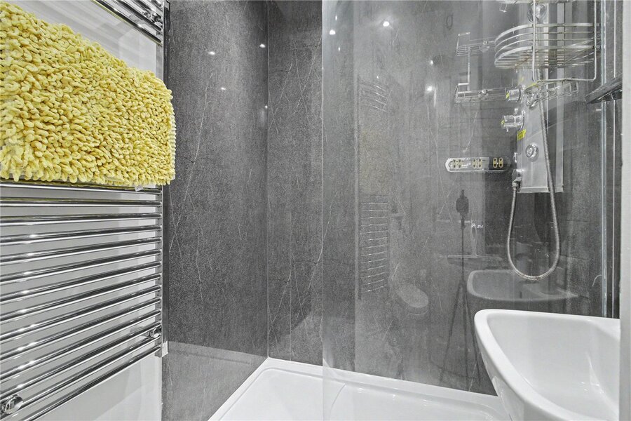 Ensuite 2
