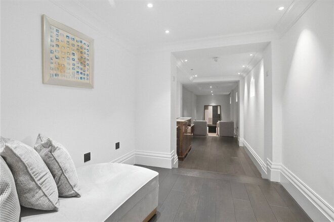 Whitehall Place, London, SW1A