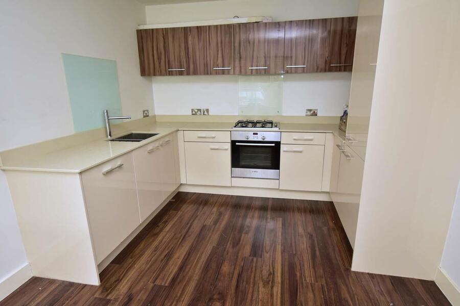 A KITCHEN.JPG