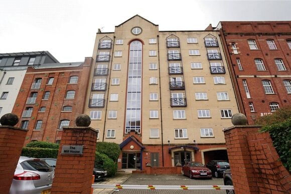 Ferry Street, Bristol, BS1