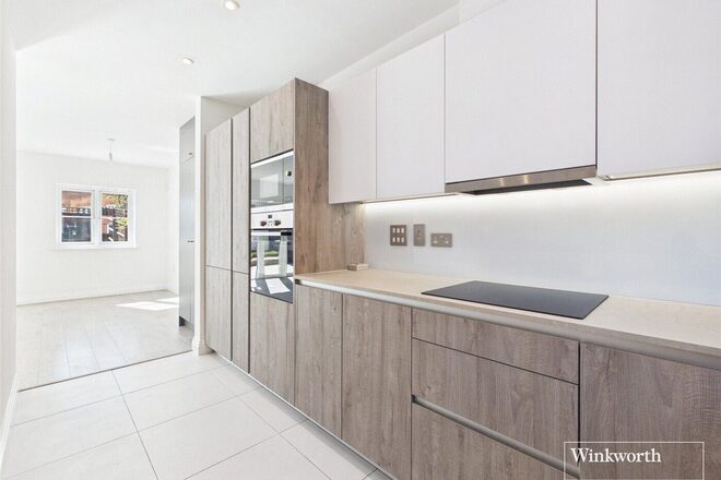 Hazylwood, Berkshire, RG40