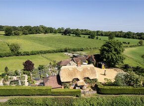 Tunworth, Hampshire, RG25