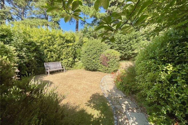 East Cliff Way, Dorset, BH23