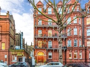 Earl's Court Square, London, SW5
