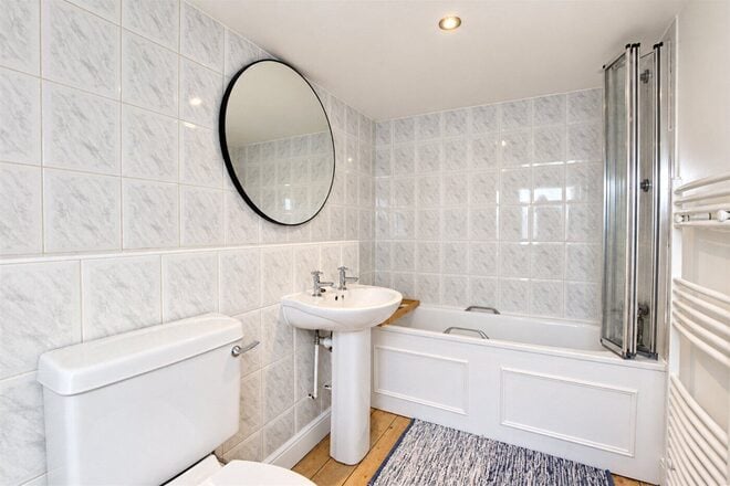 Roan Court, London, SE10
