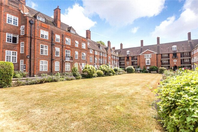 Hampstead Way, London, NW11