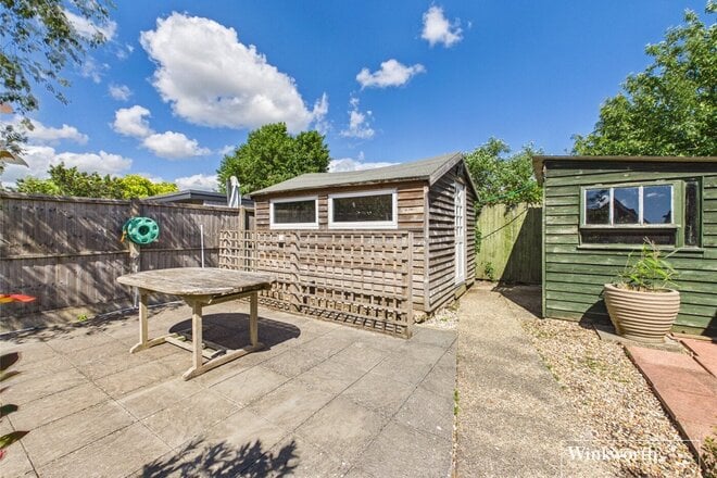 Oaken Grove, Berkshire, RG14