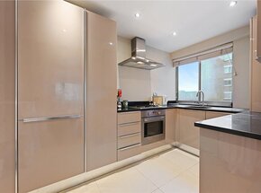 Kensington Heights, London, W8