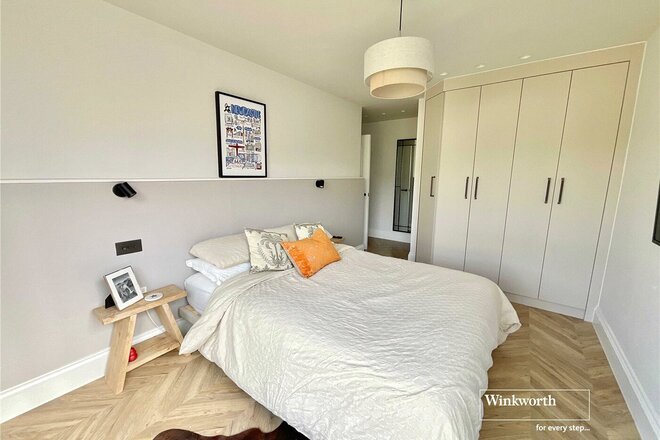 Wharncliffe Road, Christchurch, BH23