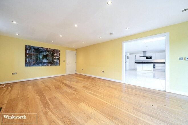 Woods Lane, Basingstoke, RG25