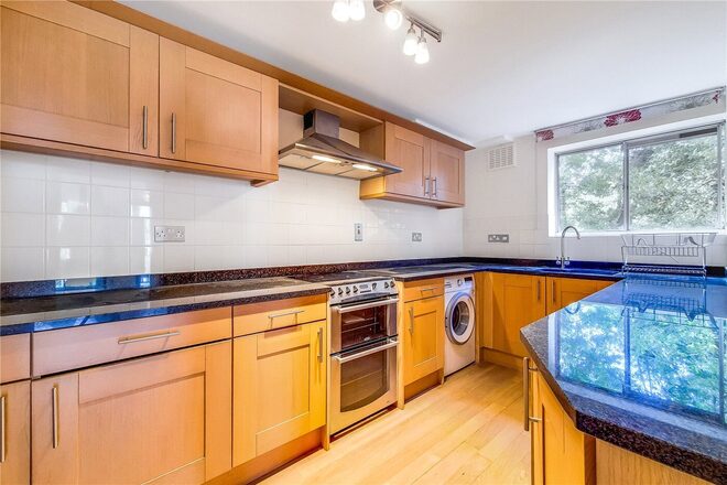 Hornsey Lane, Highgate, N6