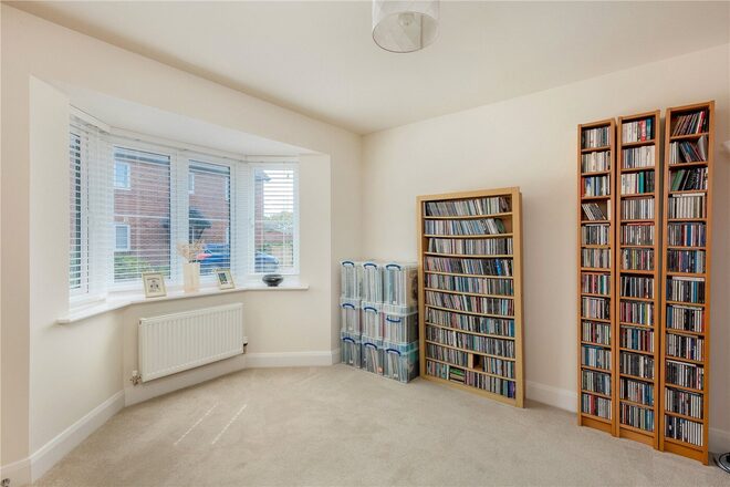 Riley Walk, Stratford-upon-Avon, CV37