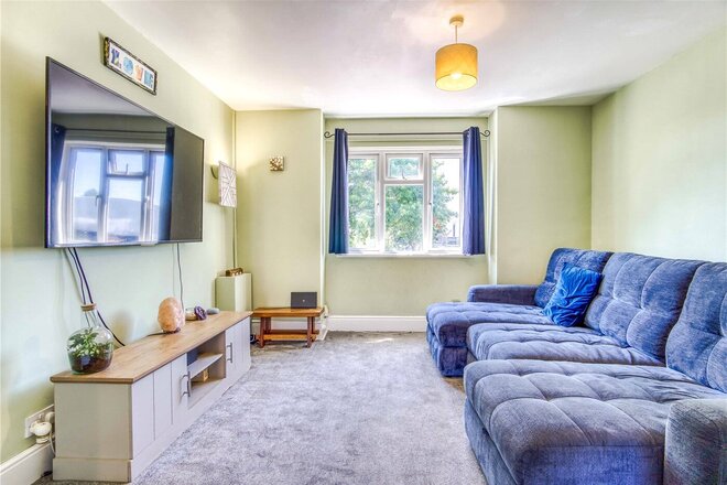 Hatch Pond Road, Dorset, BH17