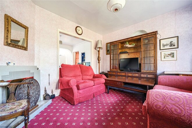 Larkfield Road, Surrey, GU9