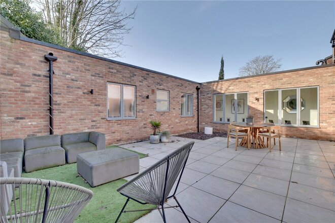 Herron Walk, Hither Green, SE13