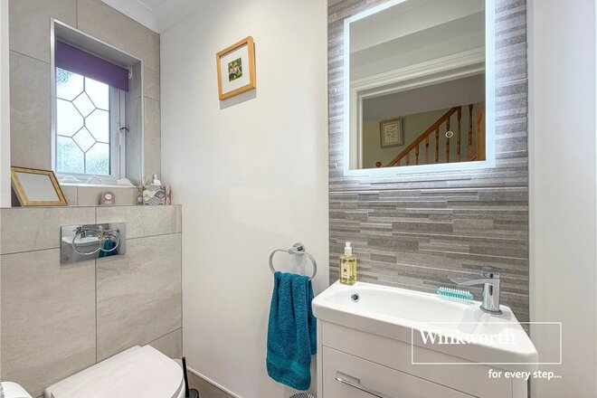 Woolsbridge Road, Ringwood, BH24