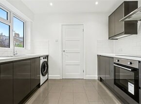 Cleveleys Road, London, E5