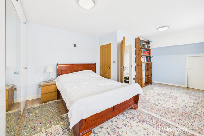 West Hill, Middlesex, HA9