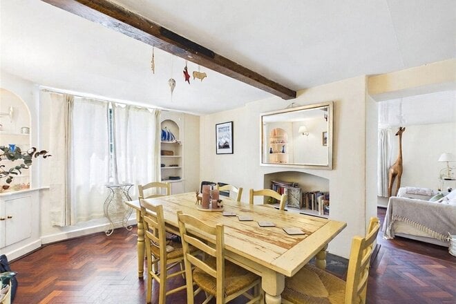 Thames Street, Reading, RG4
