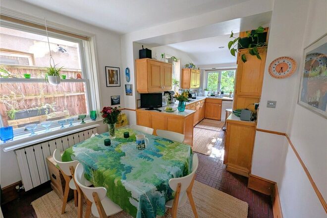 Sunny Gardens Road, London, NW4
