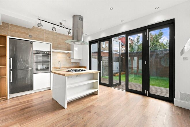 Jersey Road, London, SW17