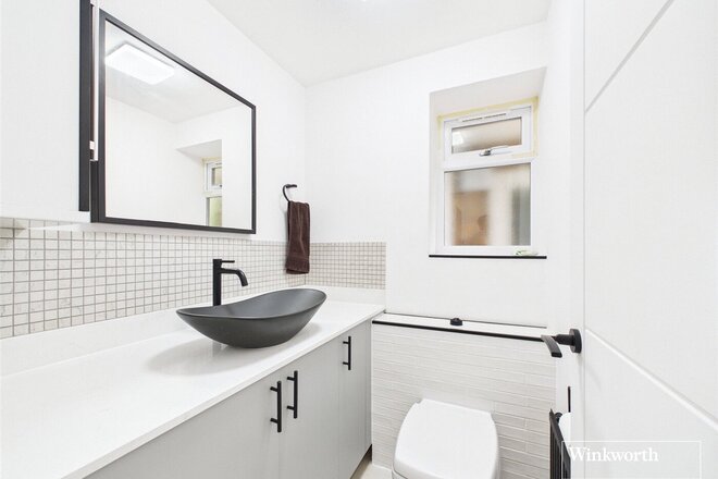 Sunnyhill Court, Hendon, NW4