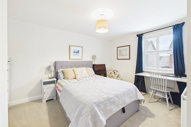 Canberra Crescent, Devon, EX16