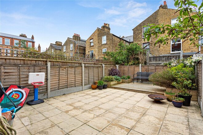 Elmcroft Street, London, E5