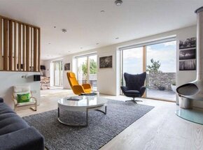 Hove Park Road, Hove, BN3