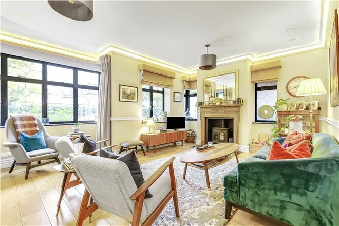 Parke Road, London, SW13