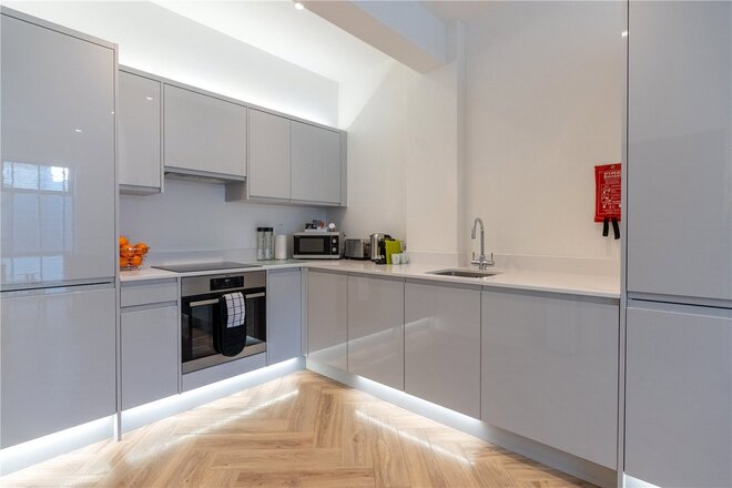 Wellington House, Reading, RG1