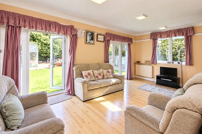 Lord Roberts Avenue, Essex, SS9