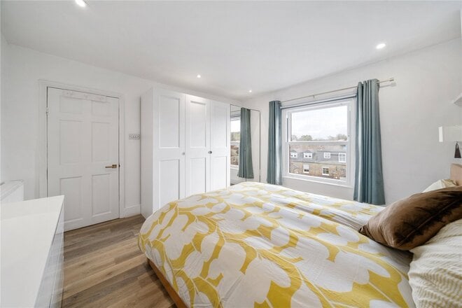 Rosendale Road, London, SE21