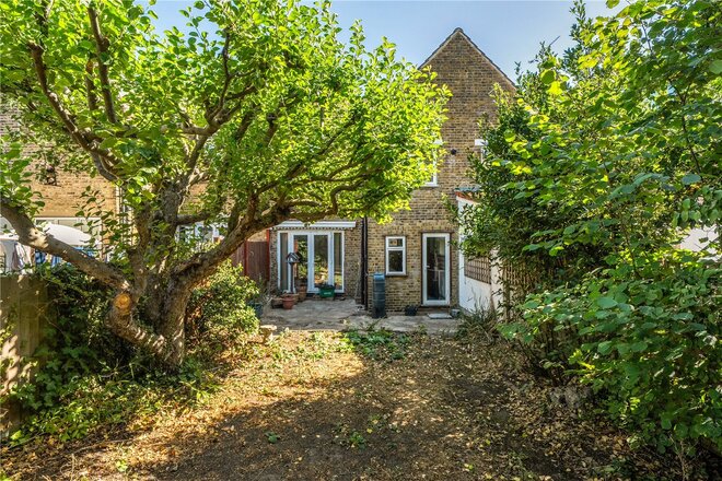 Manor Lane, Lee, SE13