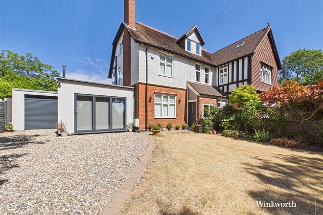 The Avenue, Reading, RG7