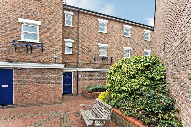 Salisbury Place, UK, SW9