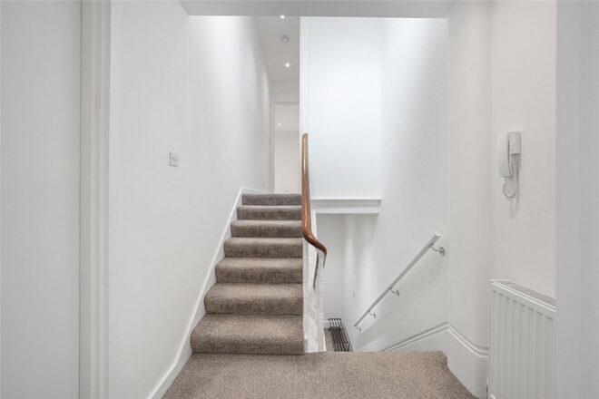 Saltram Crescent, London, W9