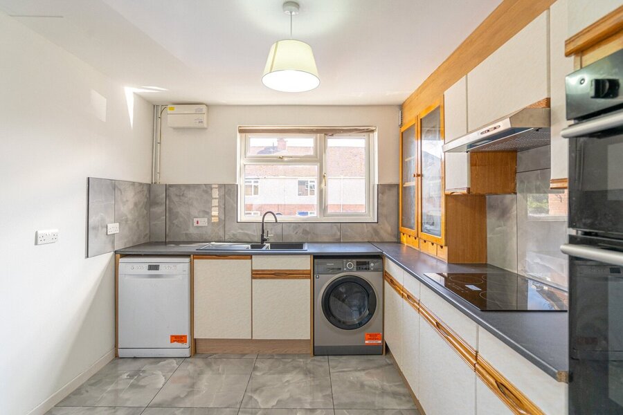 Kitchen Flat 1