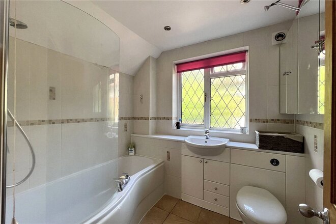 Chiltern Hill, Gerrards Cross, SL9