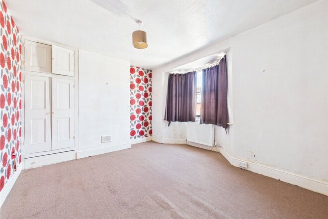 East Grove Road, Devon, EX2
