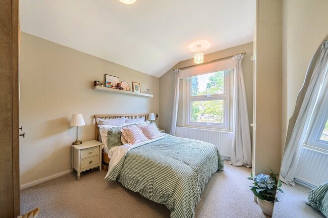 Ommaney Road, London, SE14