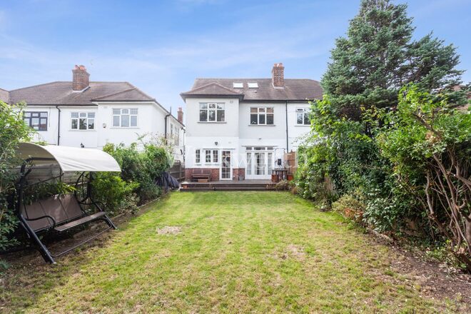 Fox Lane, London, N13