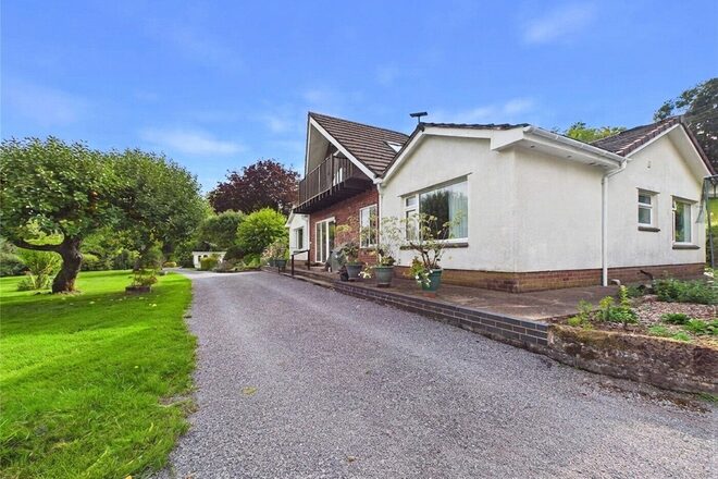 Lower Washfield, Devon, EX16