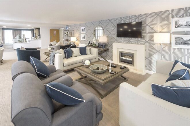 Westpole Avenue, Oakwood, EN4