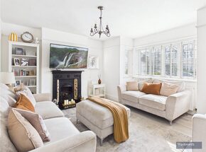 Pinner View, Harrow, HA1