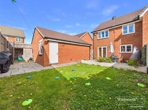 Lailey Path, Shinfield, RG2