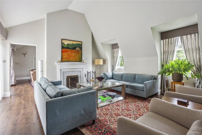 Hillside Park, Ascot, SL5