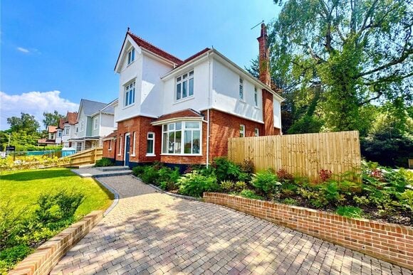 Birchwood Road, Poole, BH14