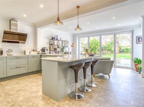 Kings Avenue, Poole, BH14